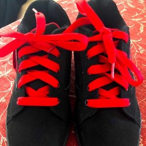 COPY - Heely’s Skate Shoe Boys Size 3